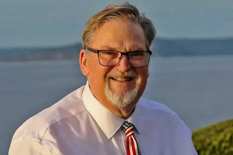 Gordy Lindstrom, Snohomish County real estate agent